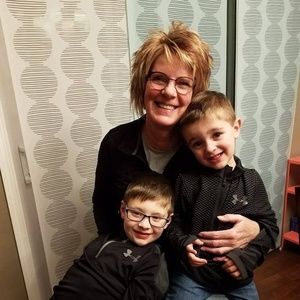 Meet your Posher, Sandy